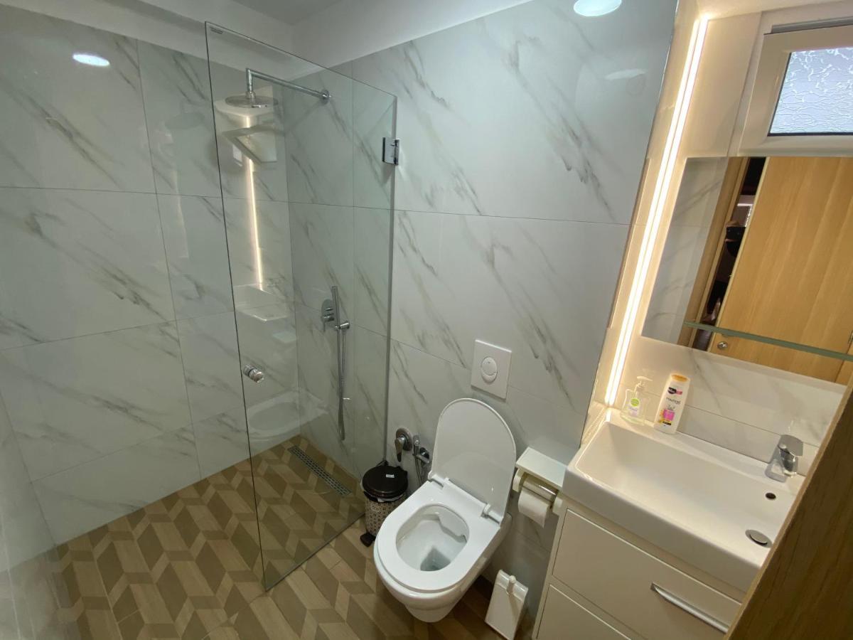 Progon House Tepelene